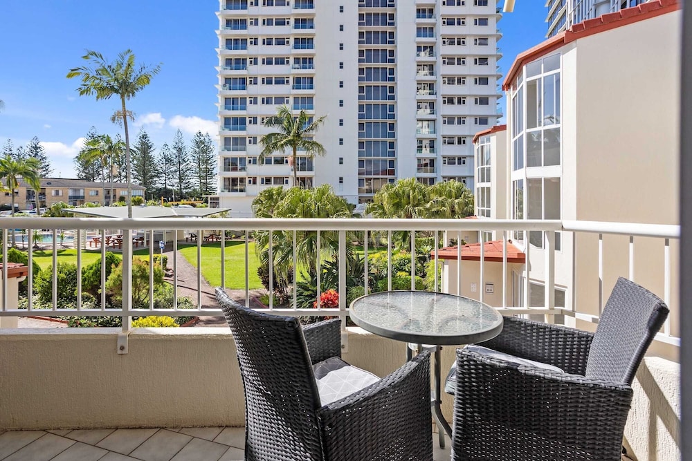 Key Largo - Hosted by Burleigh Letting