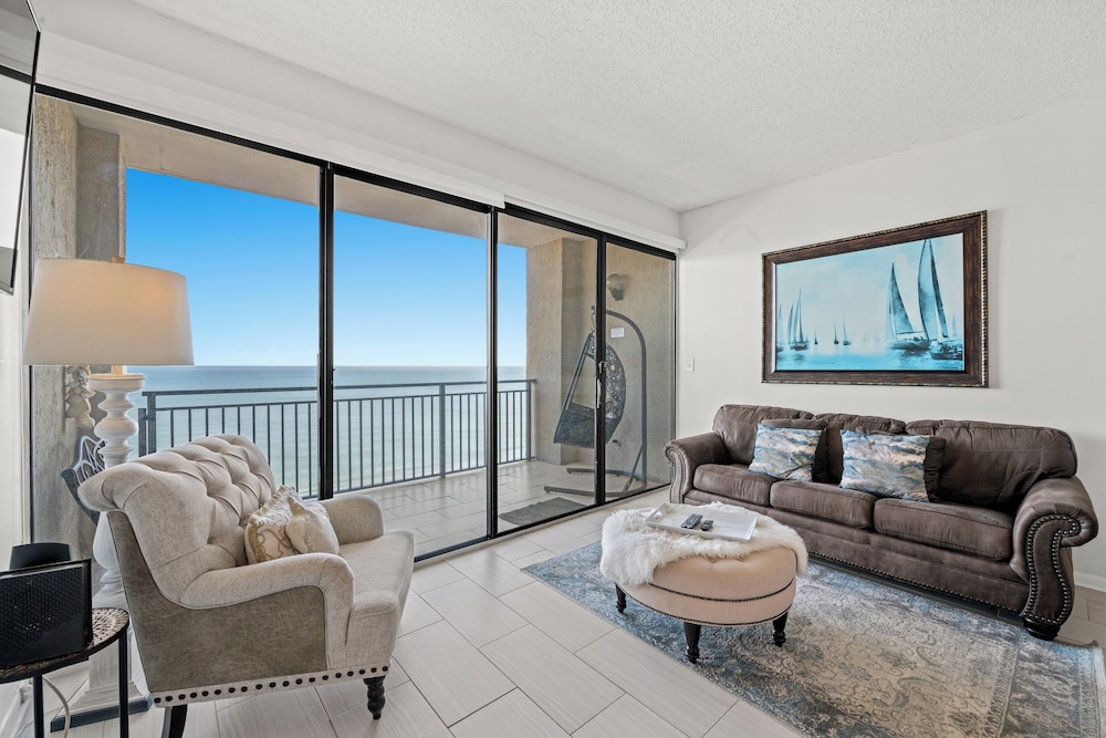 Units at Ocean Forest Plaza by Elliott Beach Rentals