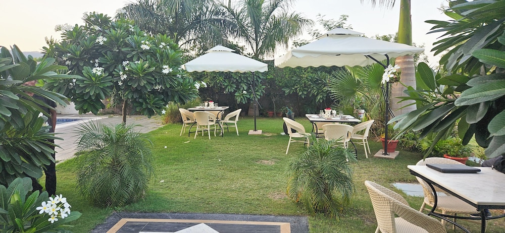 Surya Kothi Resort