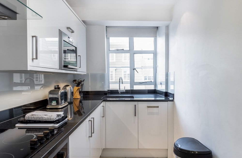 Nell Gwynn House Apartments