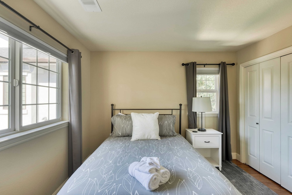 Casa Osito Pool, Hot Tub & Outdoor Dining Minutes From Sonoma Plaza