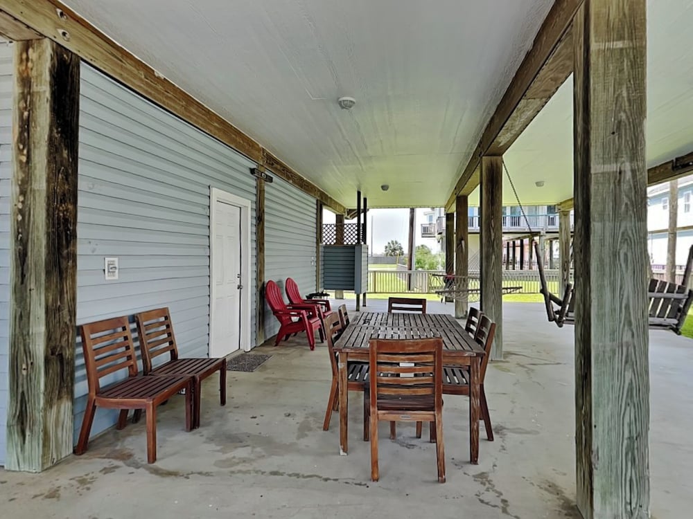 Molly's Dune by Ryson Vacation Rentals