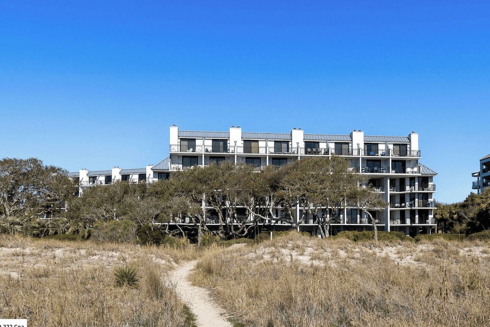 Beachfront, Pool Access, Balcony w/ Oceanview 222 D Shipwatch by Avantstay