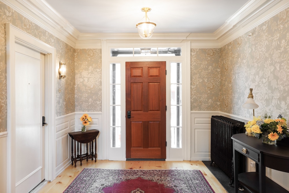 Portsmouth Vacations - The Davenport Inn - Property Image 23