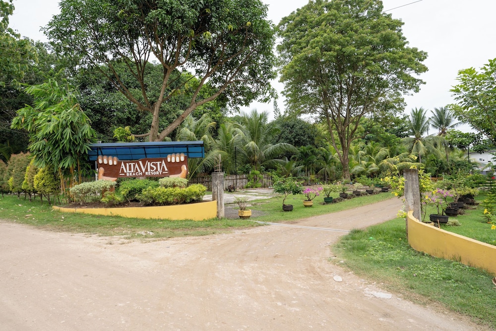 AltaVista Beach Resort Samal powered by Cocotel