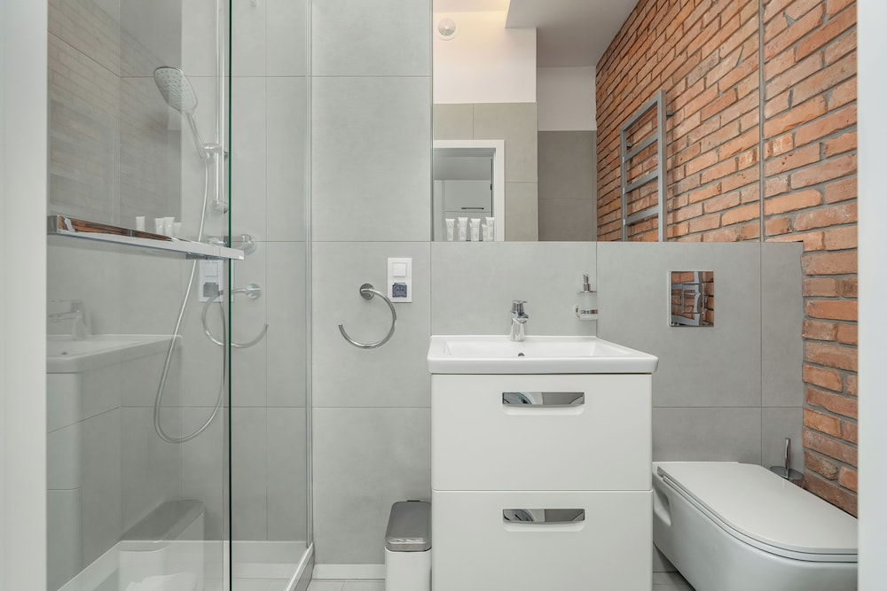 Kwiatowa Modern Studio Poznań by Renters view 3