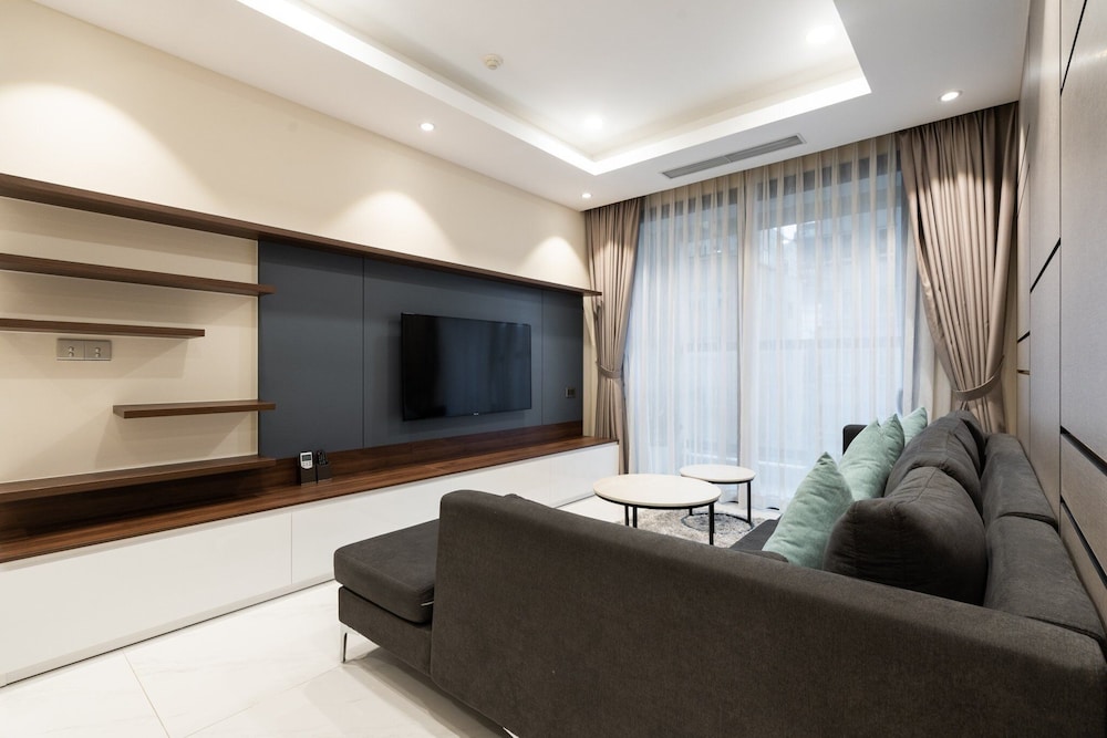 Hyatt-Vincom-JapTown D1