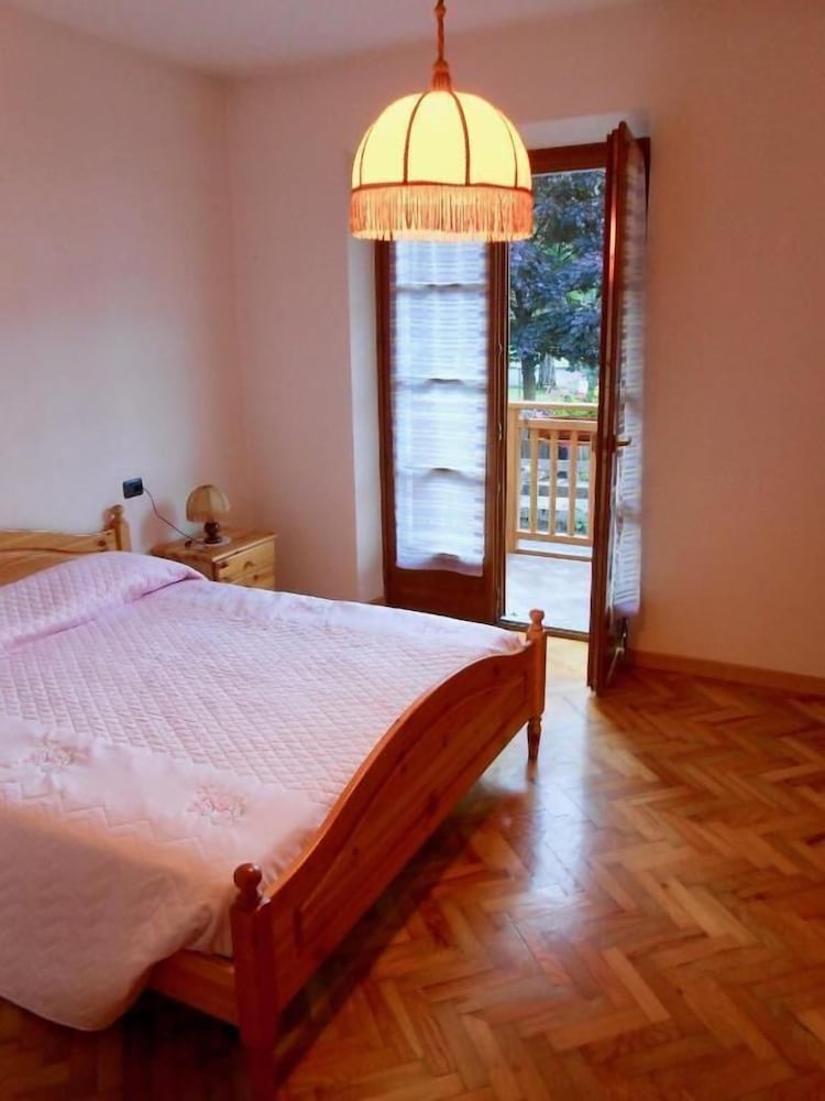 Casa Valentina view 3