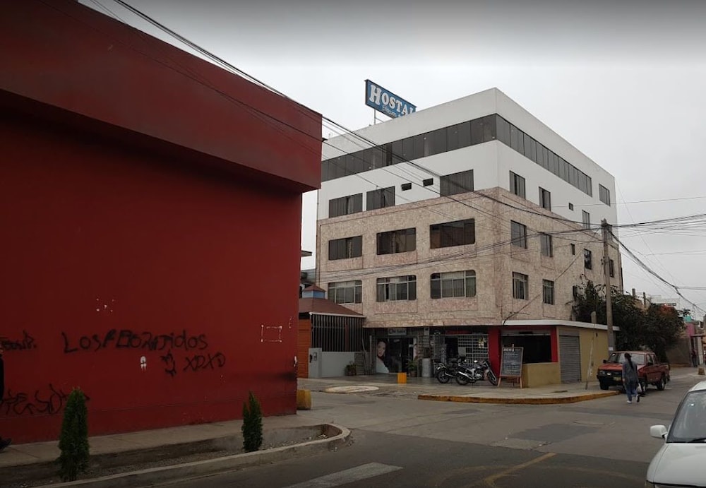 Hostal Residencial Piscis view 3