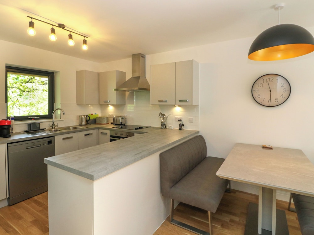 Oakbank Mews