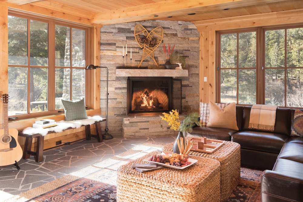 Hunter by Avantstay Riverfront Cabin w Prvt Cottage 5mins From Palisades