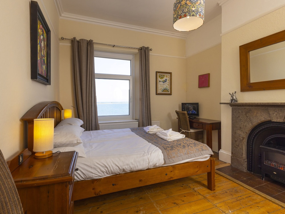 Roa Island House