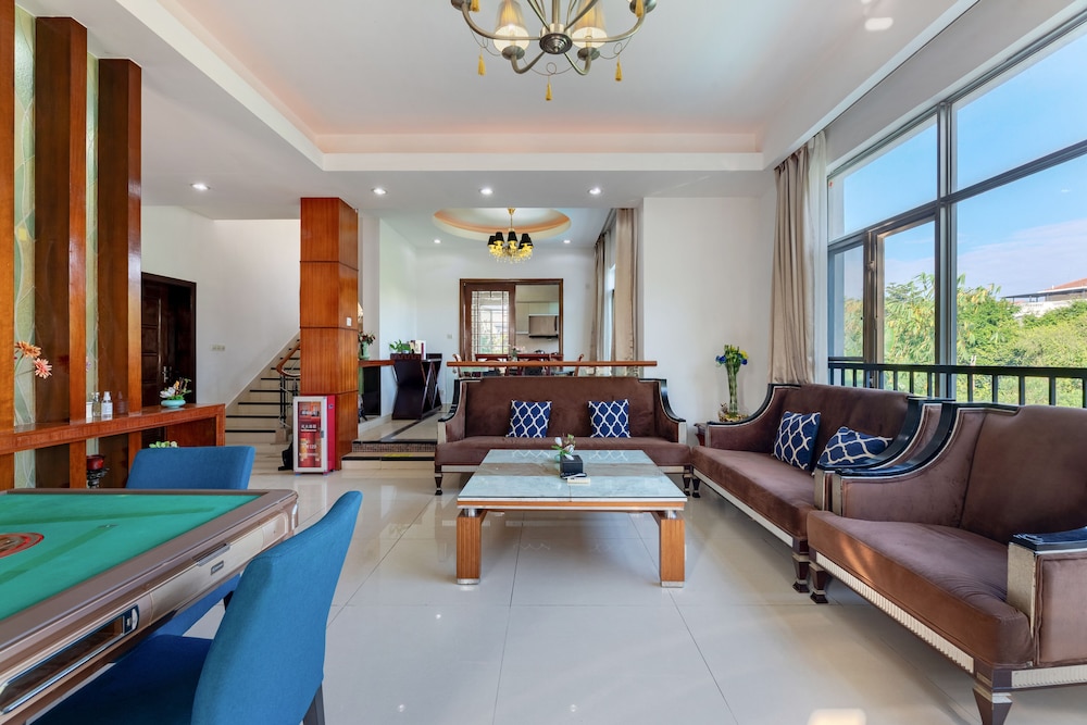 Milake Holiday Villa