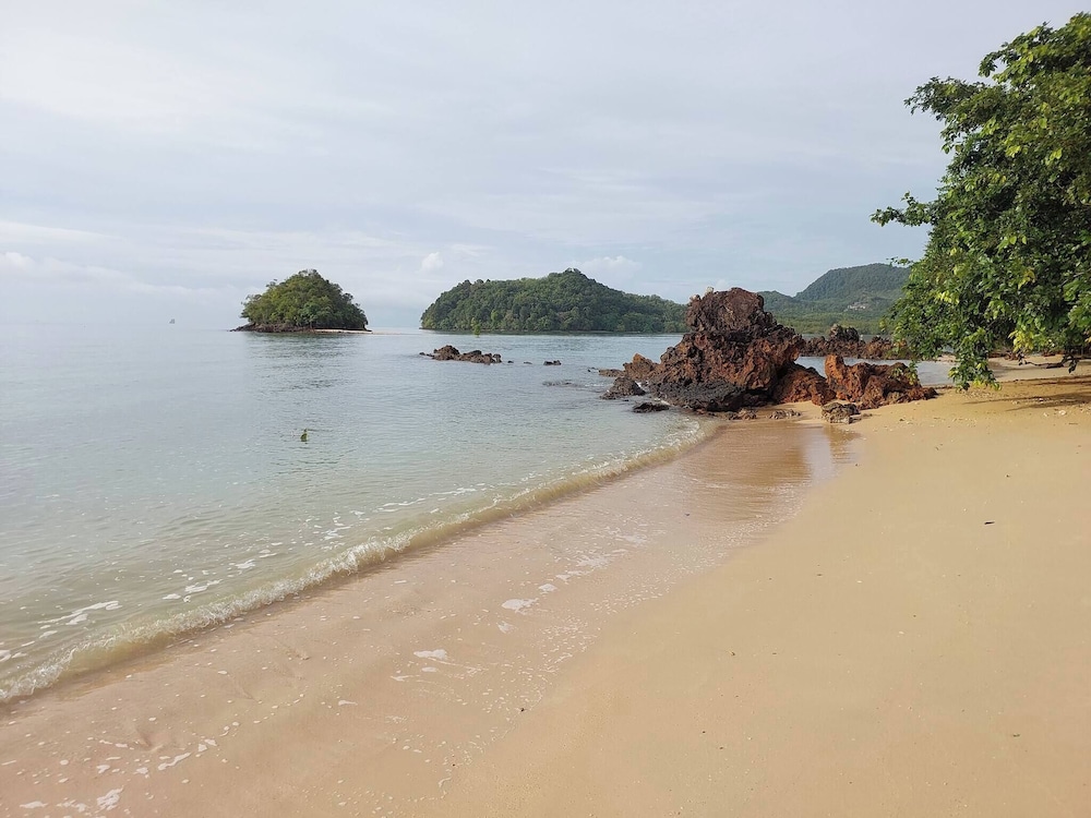 Serene Beach House on Ko Yao Noi With Private Garden