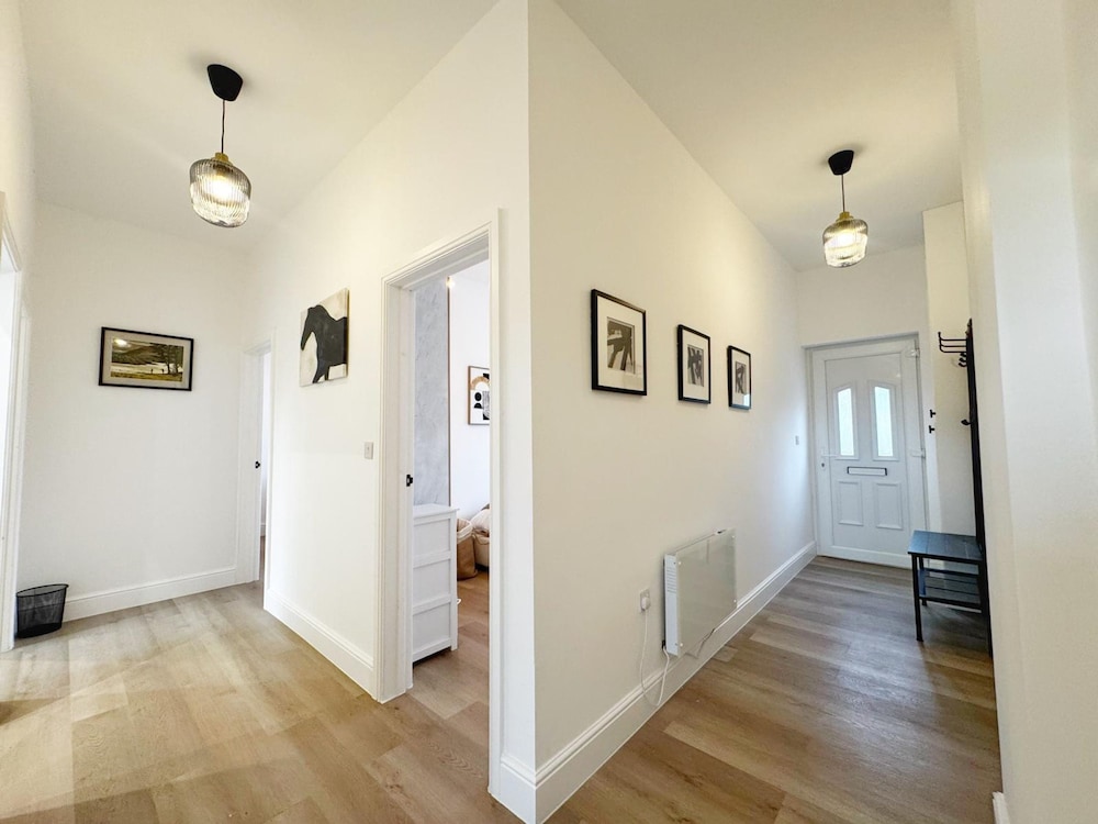 Louisville Flat 3 in Newmarket