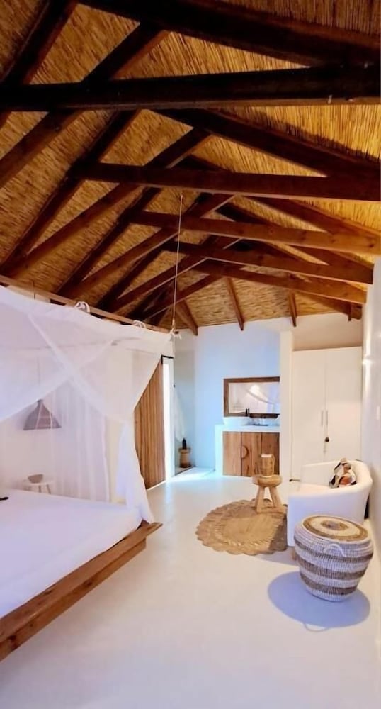 Coral Villa - Luxury Beachfront Villa with Private Pool by Karula
