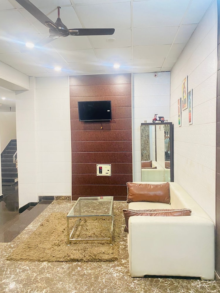 Hotel Star Karnal