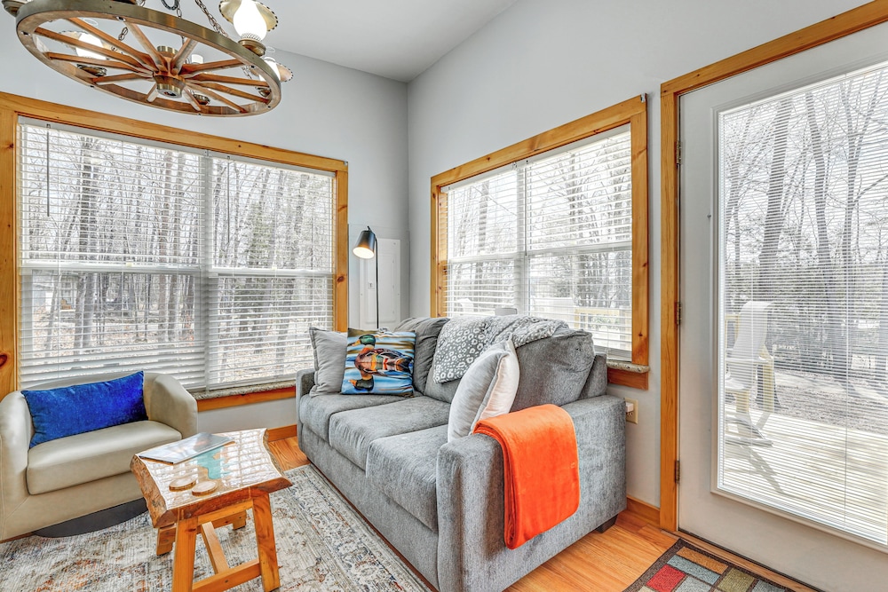 Private Dock & Deck: Tranquil Dam Pond Cottage!