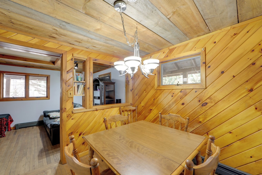 Fall Festival Retreat: Cabin w/ Deck & Yard!