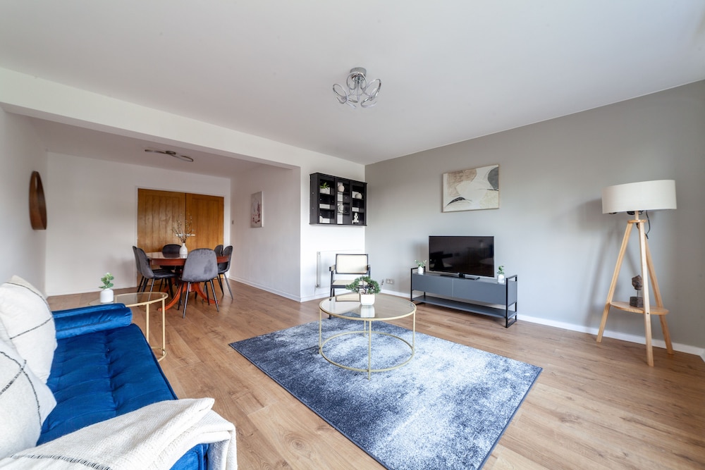 The Ealing Collection