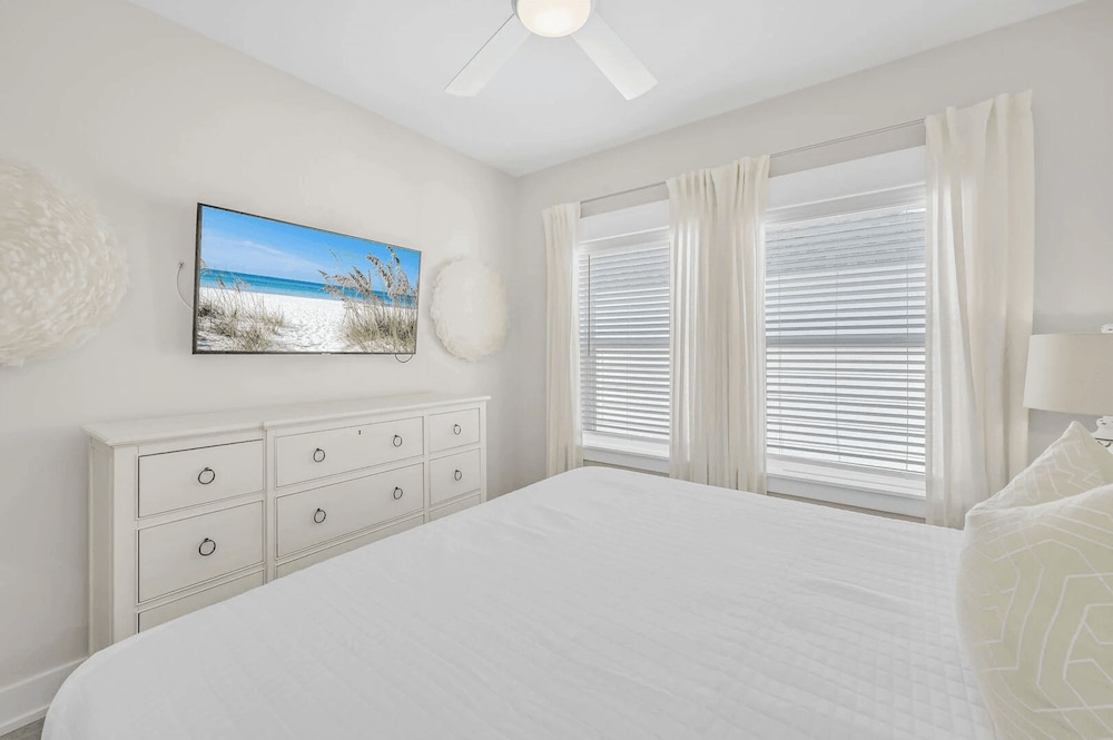 Nacho Beach House by Avantstay Inlet Beach Sleeps 8 Pool