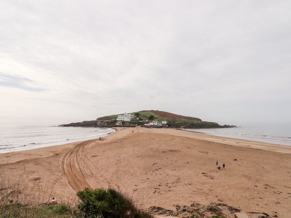 4 Burgh Island Causeway