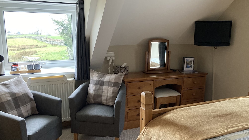 Llwyn Onn Guest House
