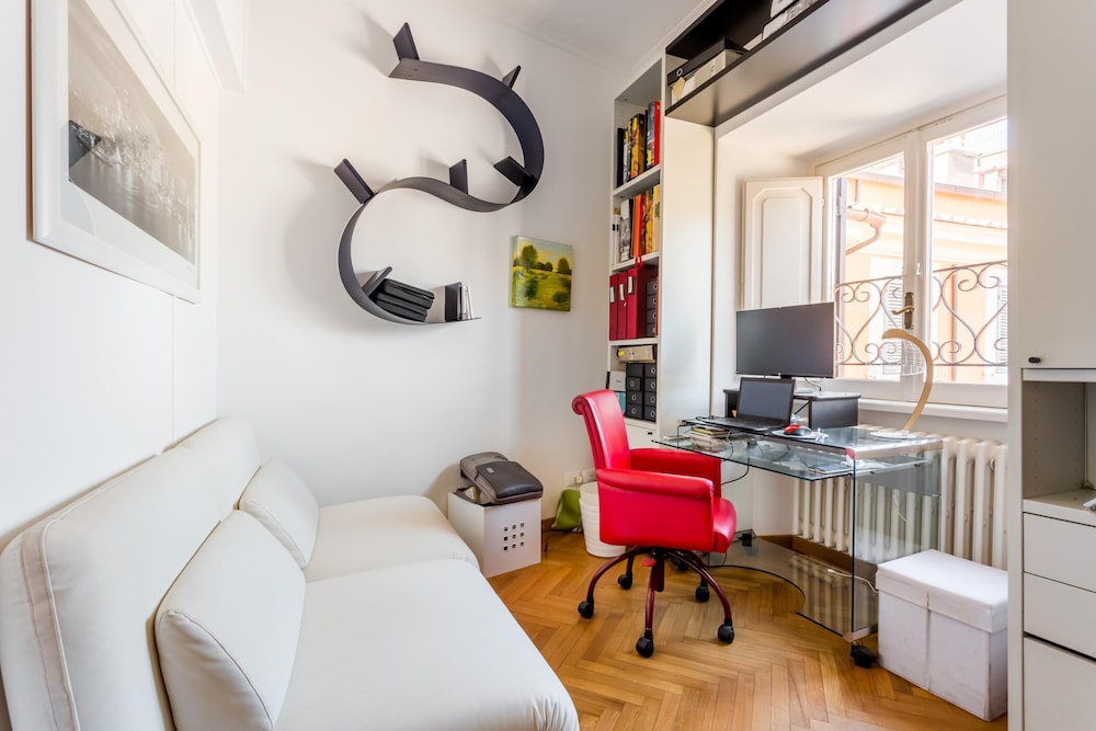 Treasurerome Navona Terrace Suite