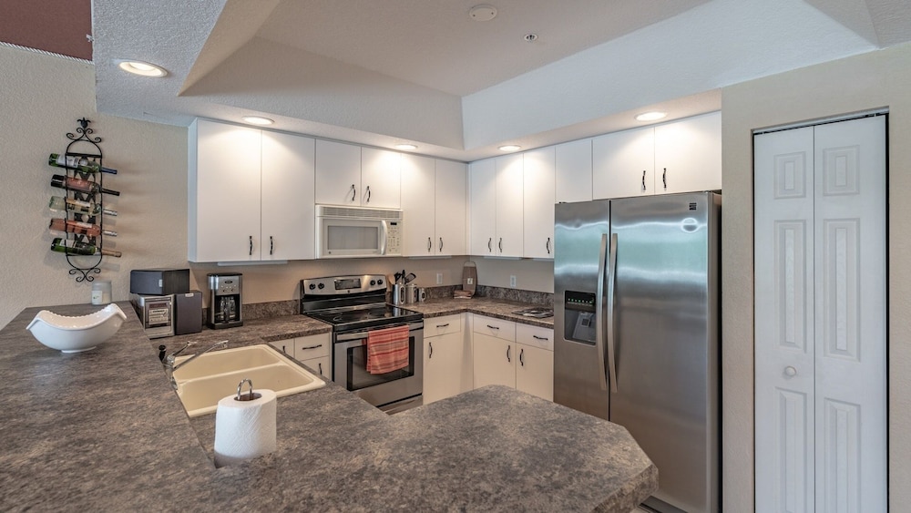 Relaxing Townhome By Lemon Bay, Minutes To Beach 2 Bedroom Townhouse