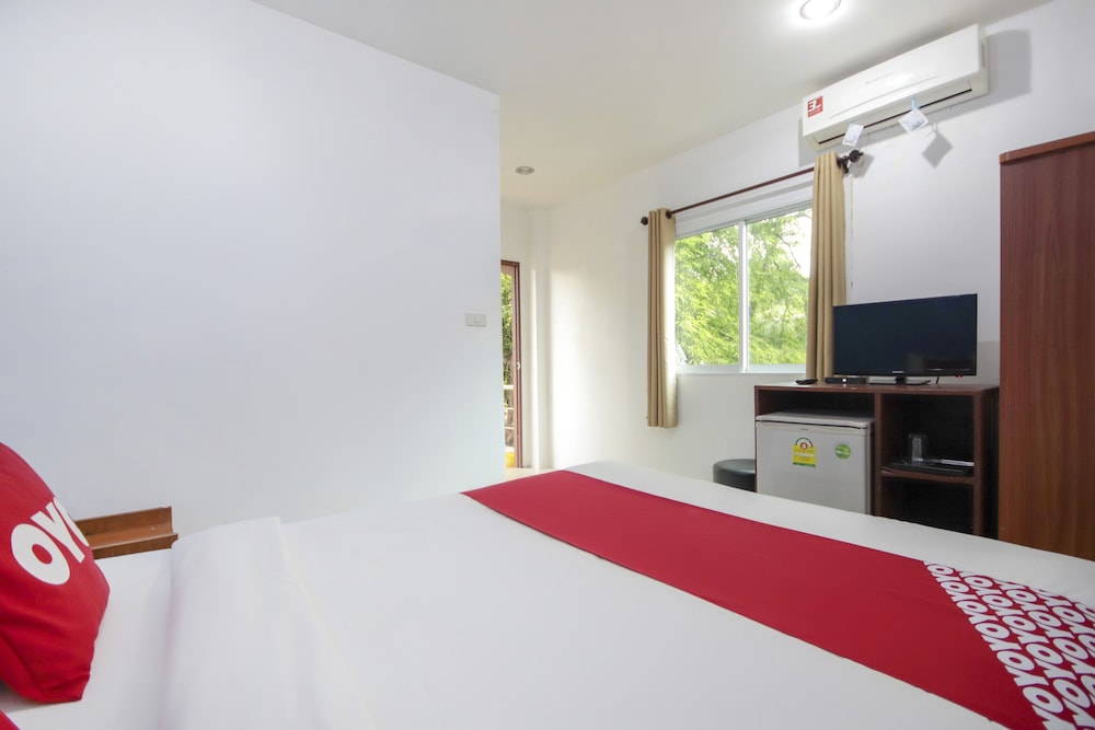 OYO 1120 The Royhanna Beach Home