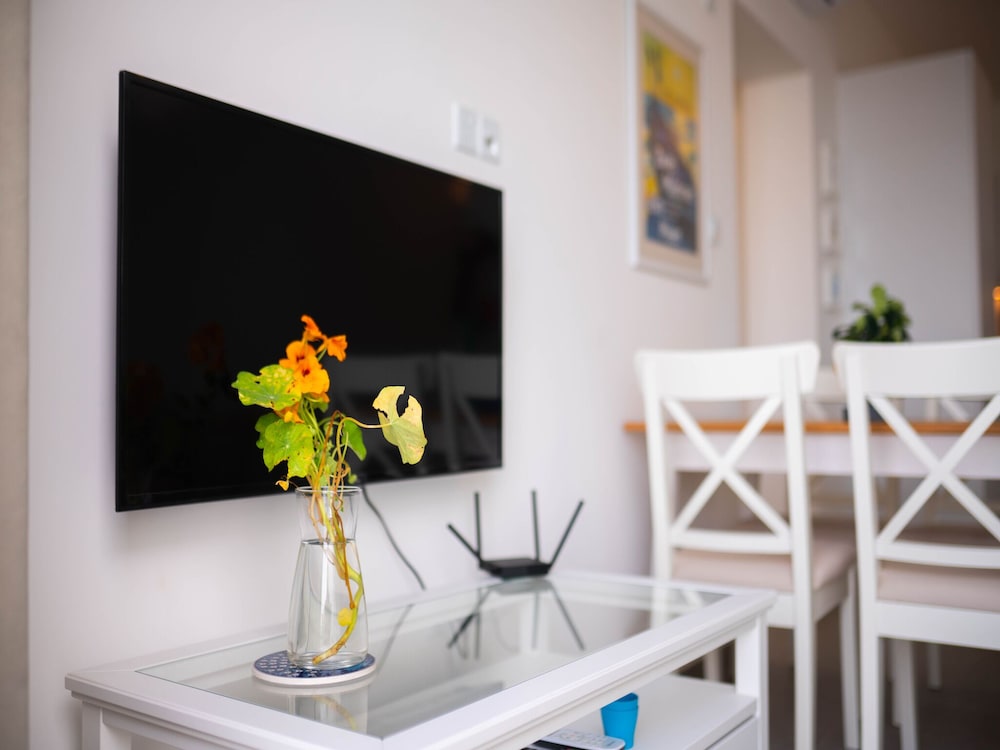 Homely and Convenient Apartment With Lovely sea View