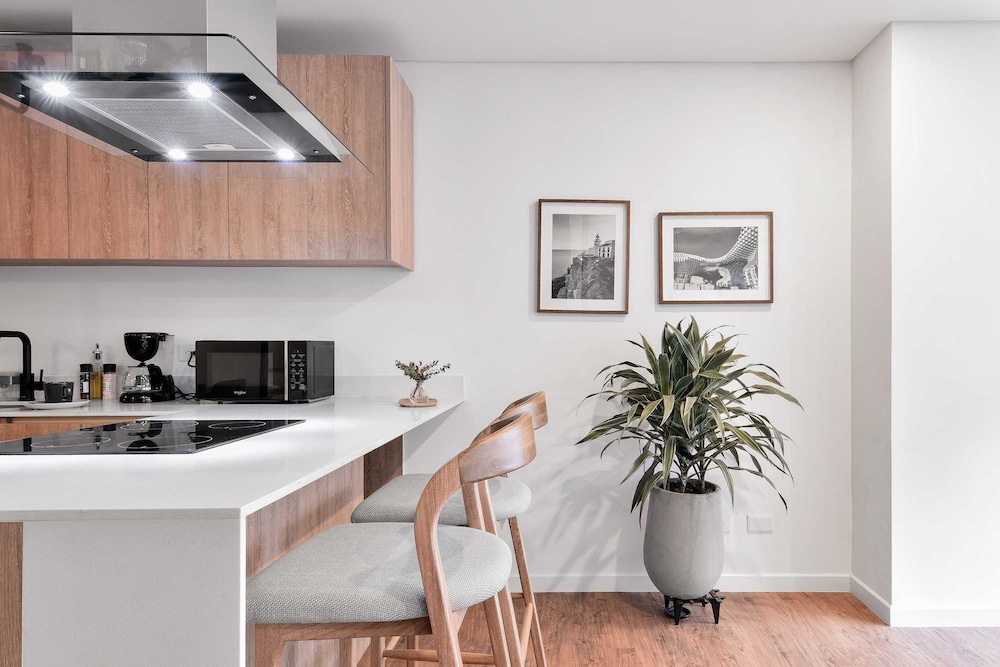 w Prestigious 1BR w Balcony in Usaquen