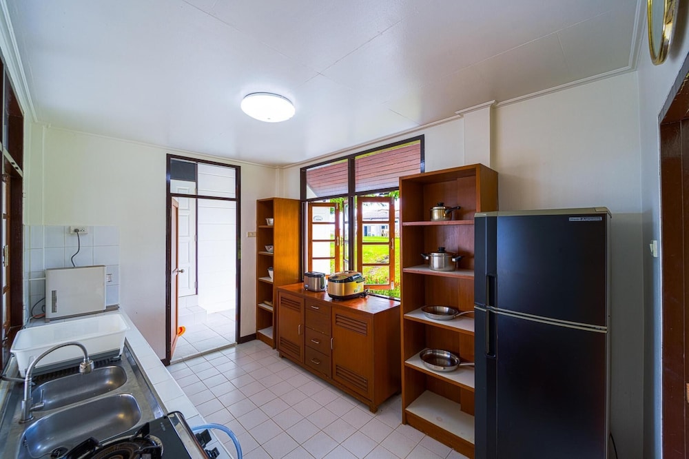 Oceanfront 6 Bedroom Twin Villas OV6