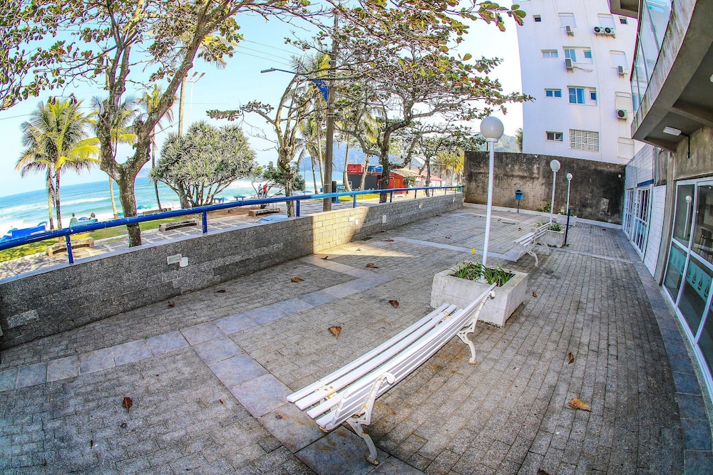 CONDOMINIO PRAIAS DO GUARUJÁ