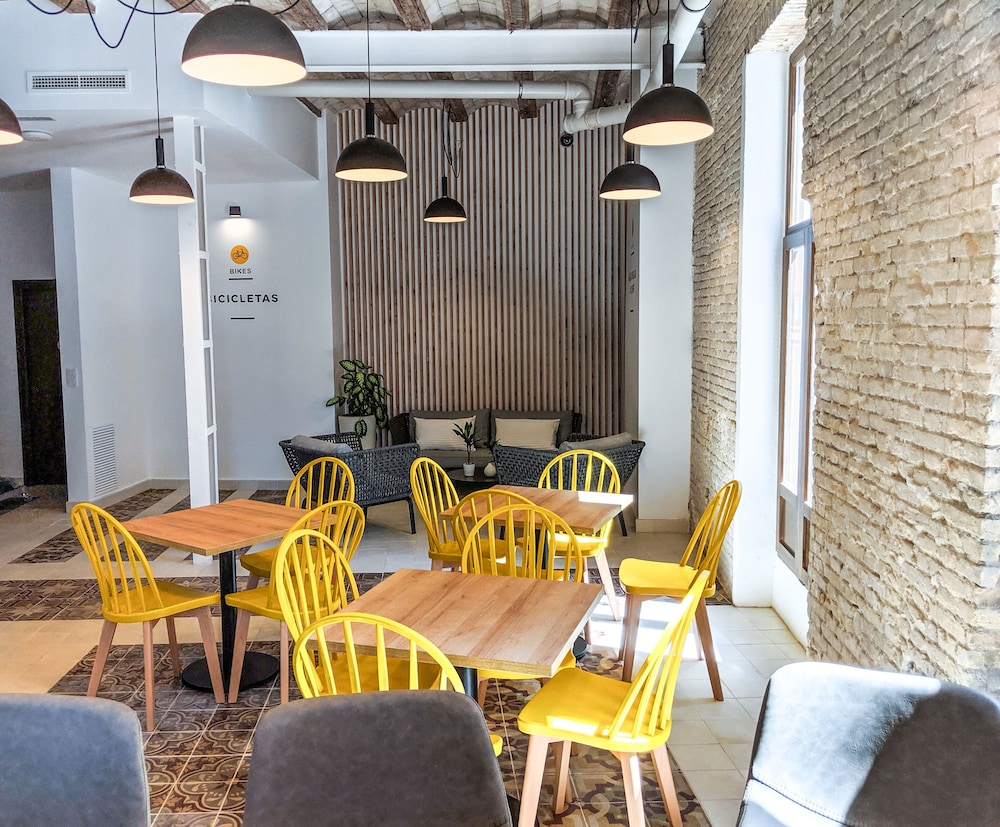Valencia Vacations - Original Domino House Hotel - Property Image 37
