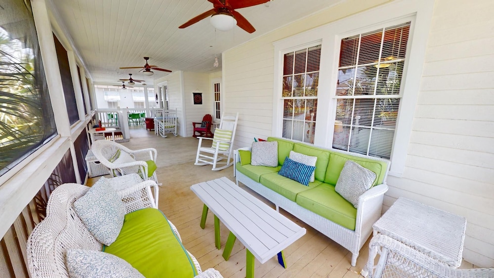 3 10th Place by Tybee Vacation Rentals