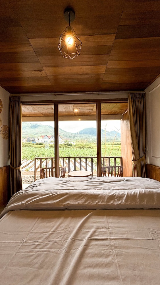 Hayasa Cabin Villa