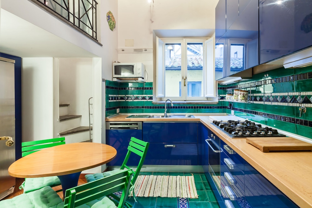 Luxury Trevi Apartment
