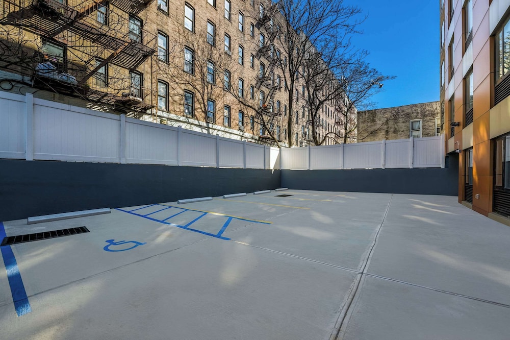 Sleep Inn - Property Image 12