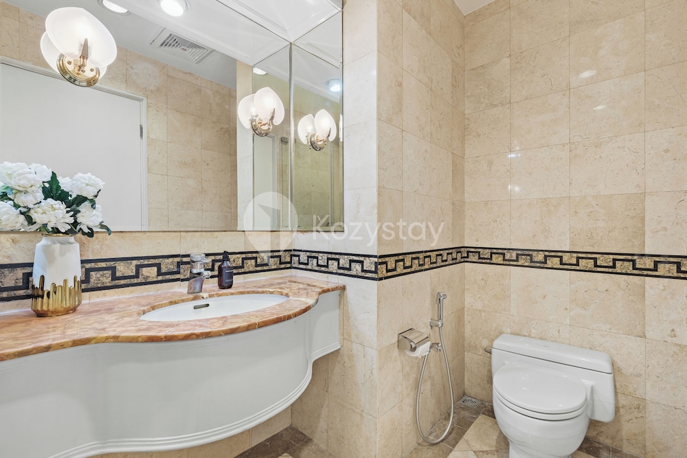Brassia by Kozystay - Thamrin