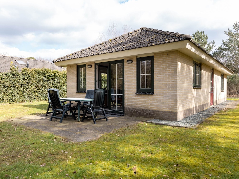 Bungalow in Veluwe With Infrared Sauna