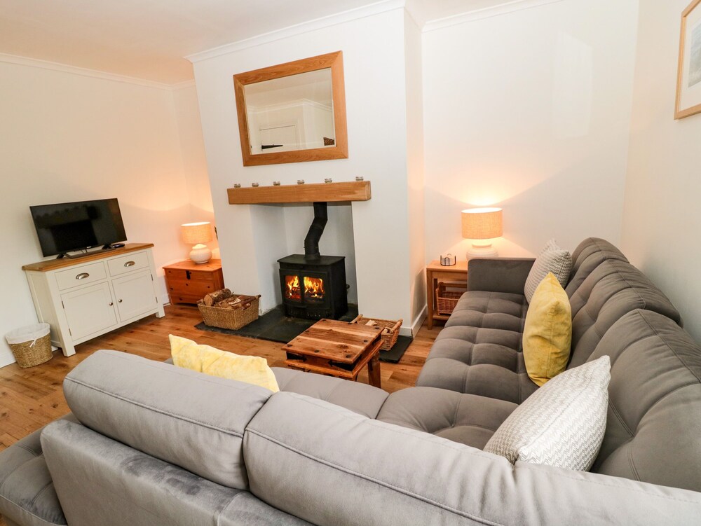 Curlew Cottage, 2 Fenkle Street