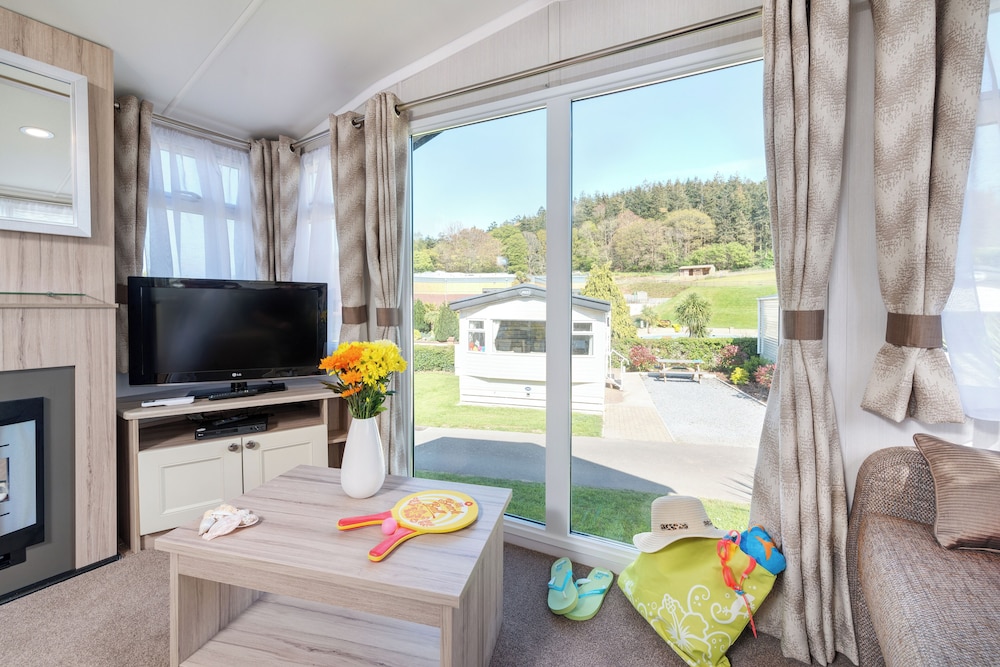 Cofton Holidays