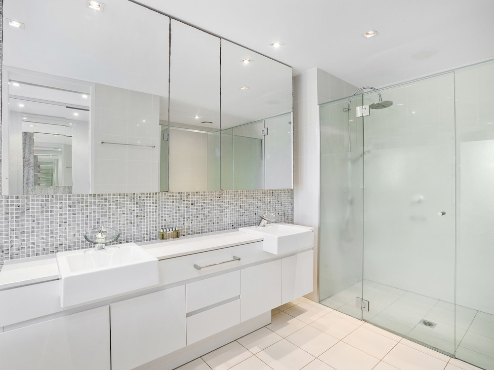 Luxury Apartments on Bells Boulevard