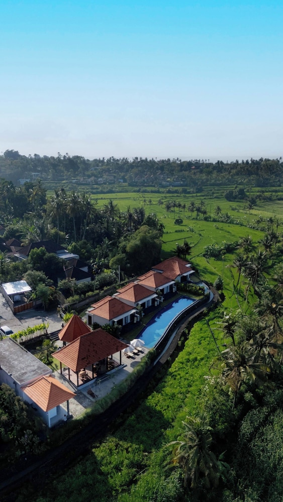 Tumbu Retreat