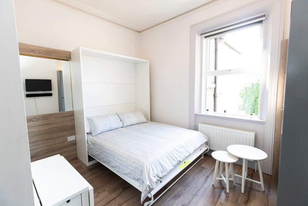 Stunning 1 Bedroom Studio in Stylish Rathmines