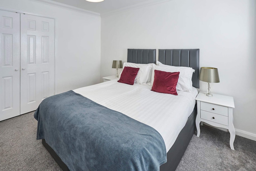 Host Stay Farm Road