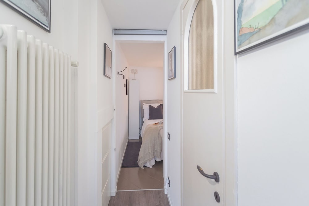 Pretty Studio in Old Town by Rent all Como