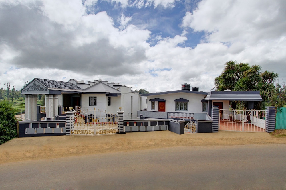 OYO 22924 Gv Residency view 5