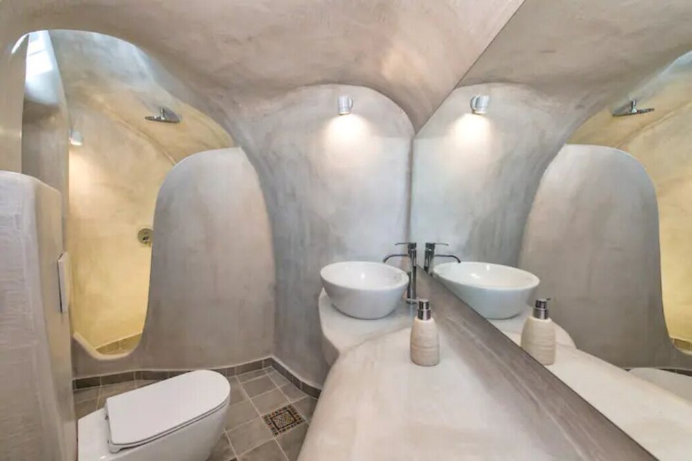 Petit Village photo 3